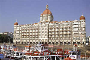 hire tempo traveller